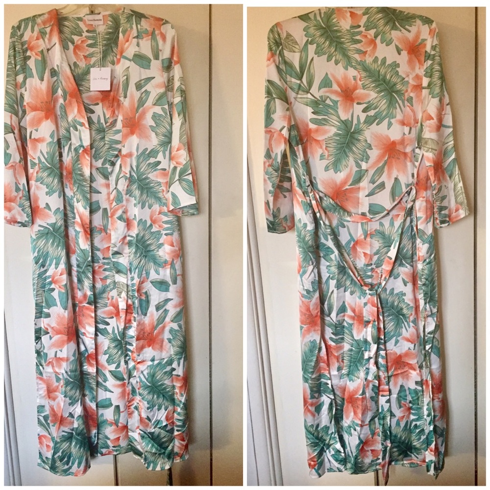 Floral Robe / Cover-Up - Picture 3 of 3
